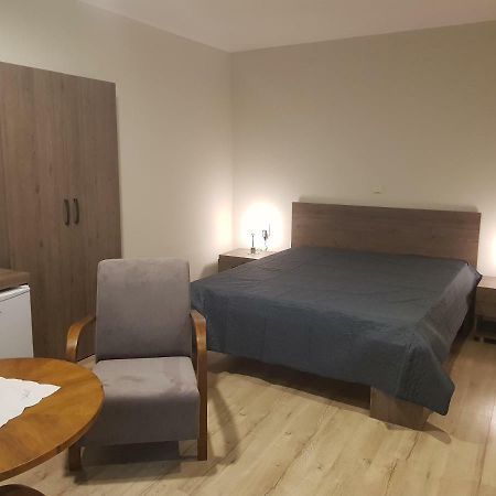 Doppelbettzimmer Appartement Braşov Buitenkant foto