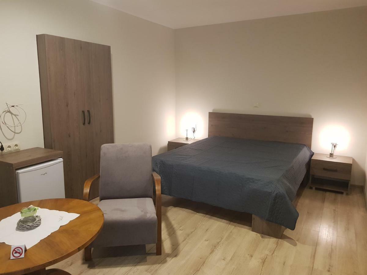 Doppelbettzimmer Appartement Braşov Buitenkant foto